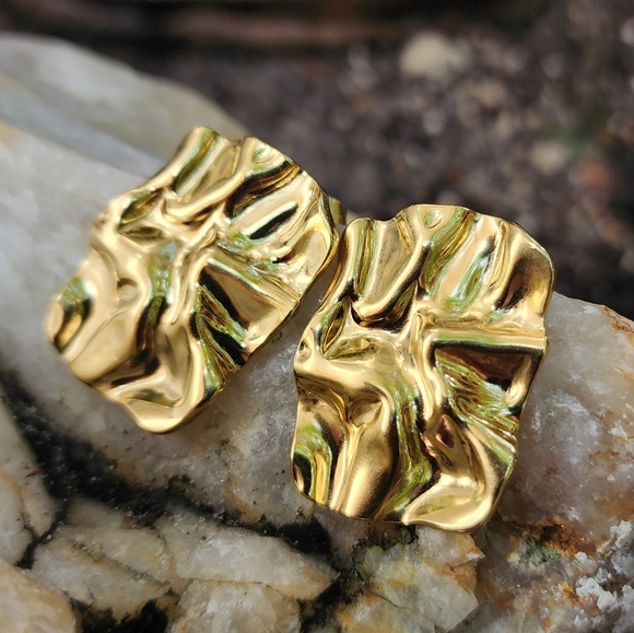 Anthropology Jewelry 14K Gold Plated Stud Liquid Gold Hypoallergenic Earrings - Picture 1 of 13